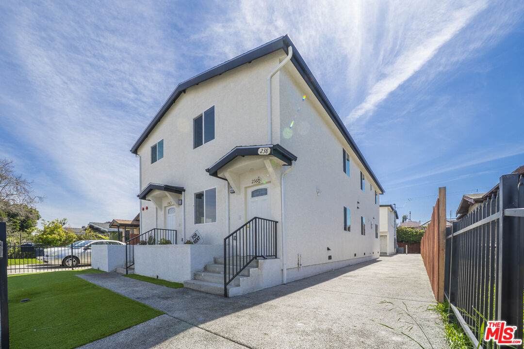 238 84th Pl - Photo 1