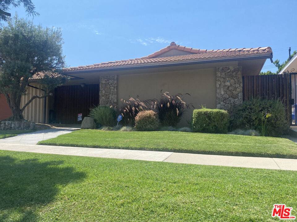 6633 Sherbourne Dr - Photo 1
