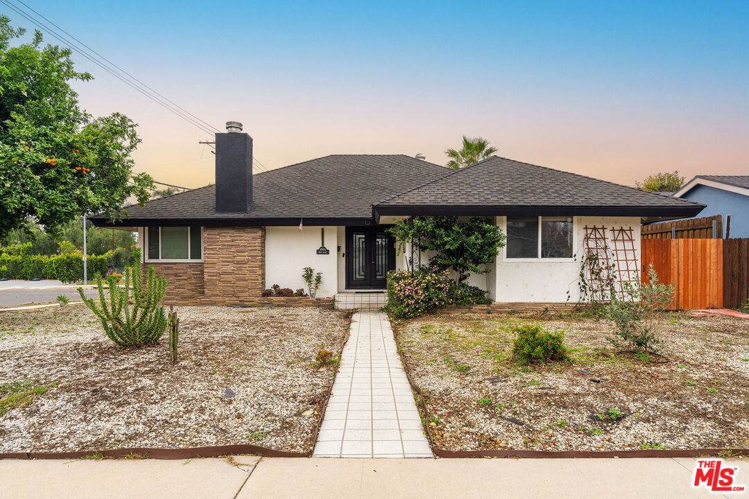 8901 Rubio Ave - Photo 1