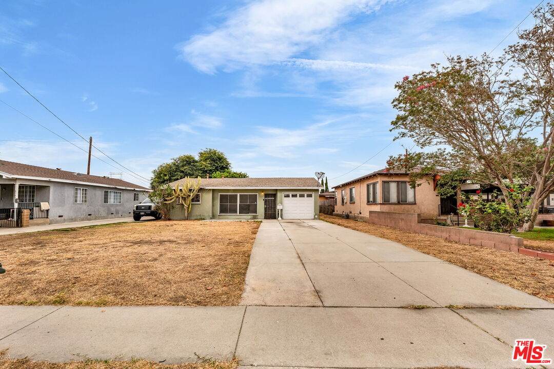 8753 Vans St - Photo 1