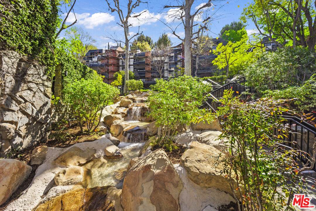 4752 Park Encino Ln - Photo 1