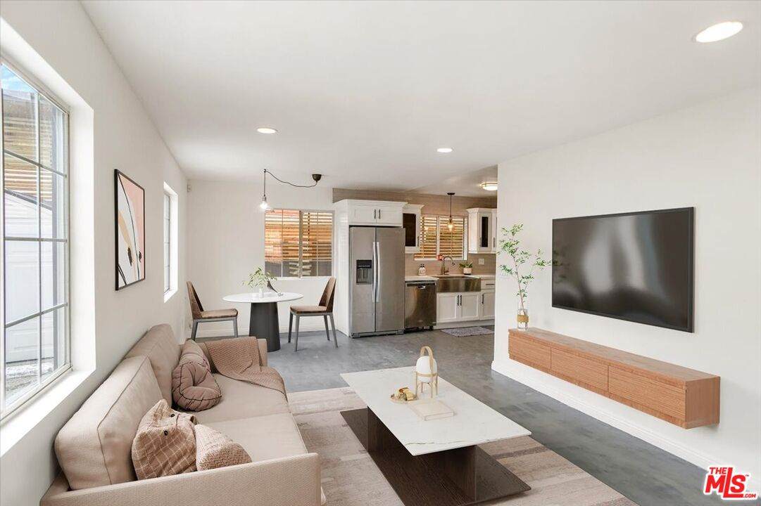 3805 Monterey Rd - Photo 1