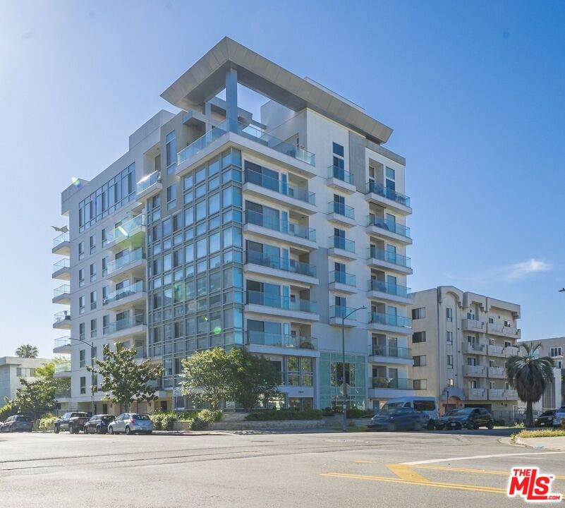 702 Serrano Ave - Photo 1