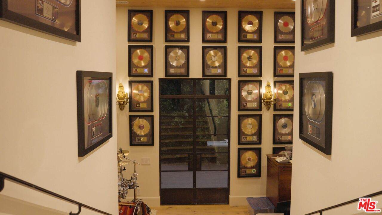 5849 Filaree Hts - Photo 1