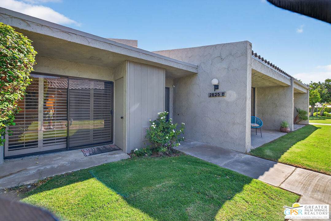 2625 Whitewater Club Dr - Photo 1