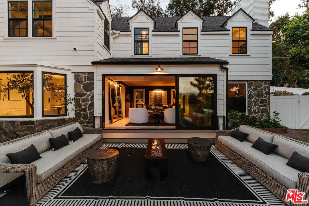 3100 Coldwater Canyon Ave - Photo 1