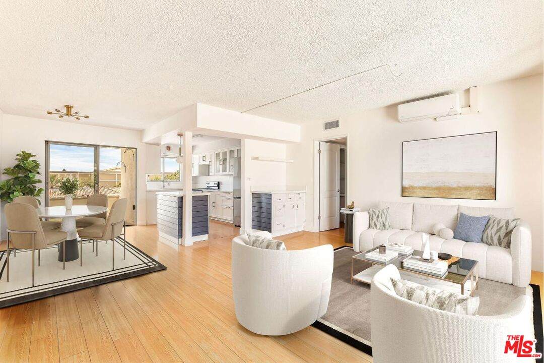 330 Howard St - Photo 1