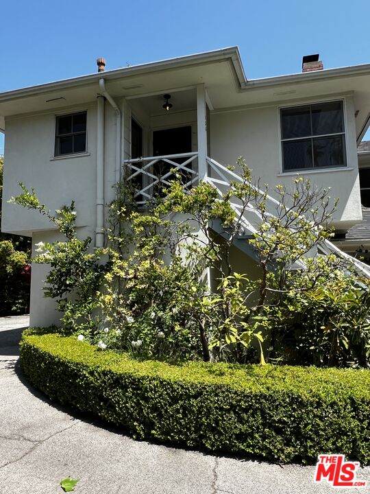 130 Bowling Green Way - Photo 1