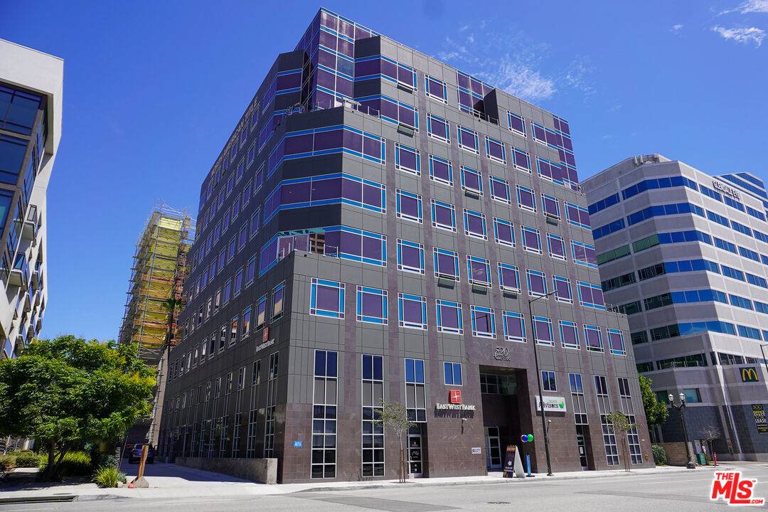 520 Central Ave - Photo 1