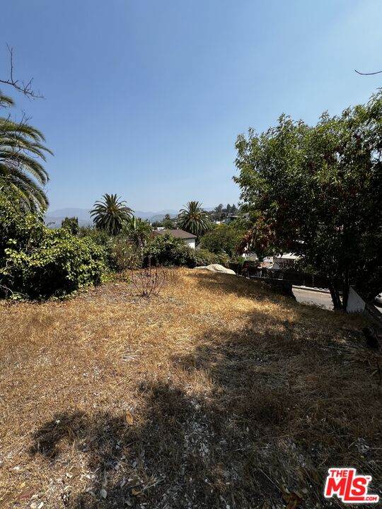 1505 Wellesley Dr - Photo 1