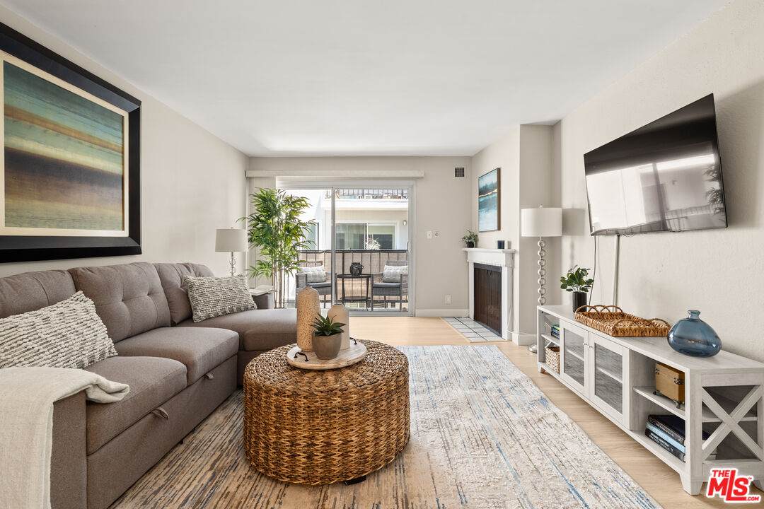 8163 Redlands St - Photo 1