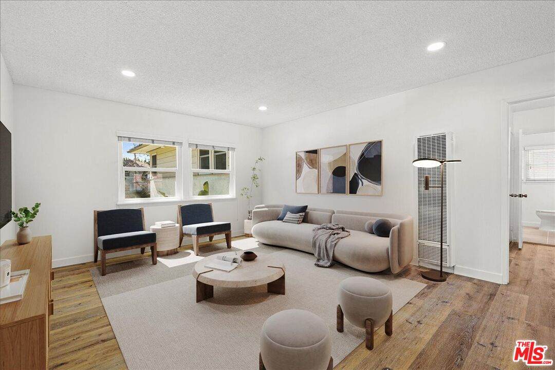 5845 Bowcroft St - Photo 1