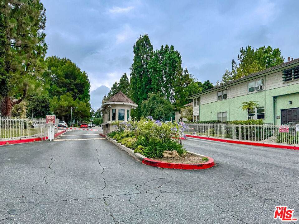 3612 Kalsman Dr - Photo 1