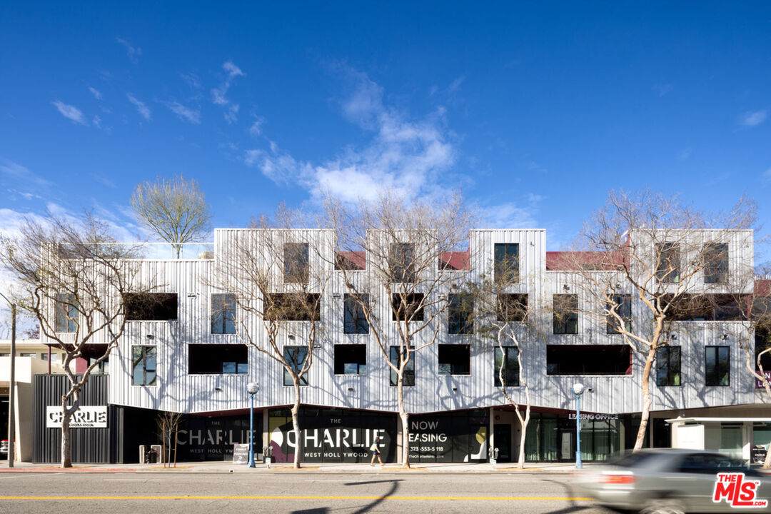 7617 Santa Monica Blvd - Photo 1