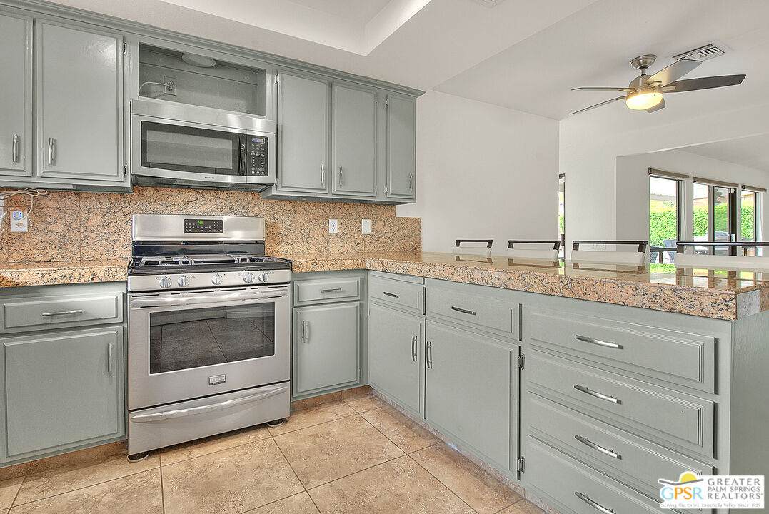 45700 Mountain View Ave - Photo 1