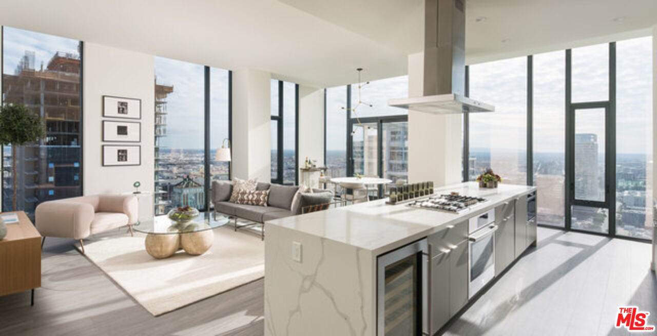 801 Olive St - Photo 1