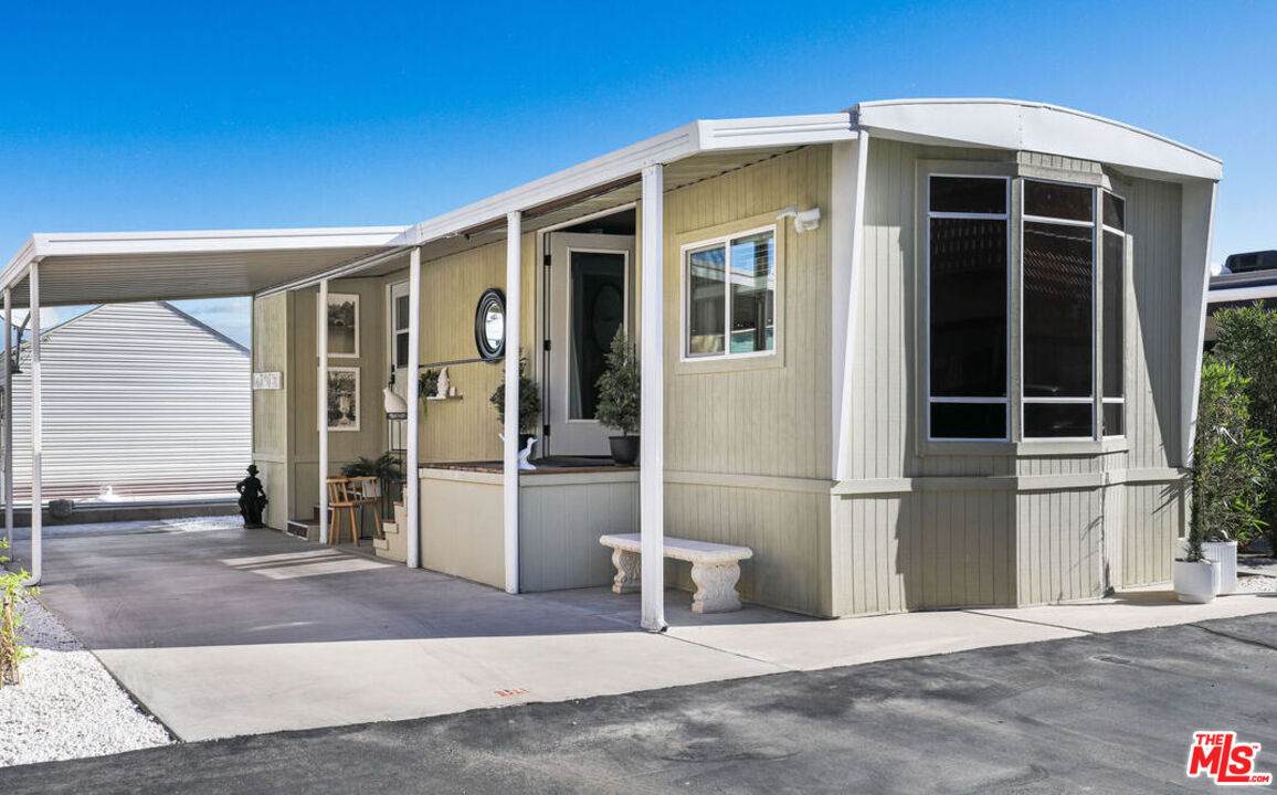 69333 Palm Canyon Dr - Photo 1