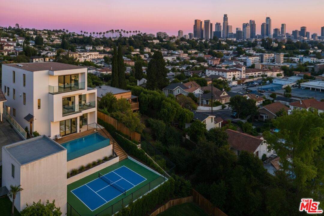 1551 Lucretia Ave - Photo 1