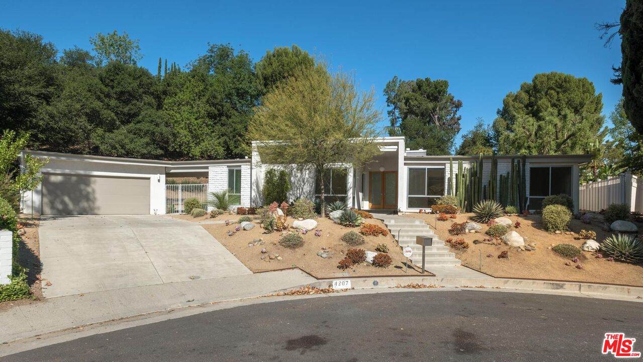 4207 Michelangelo Ave - Photo 1