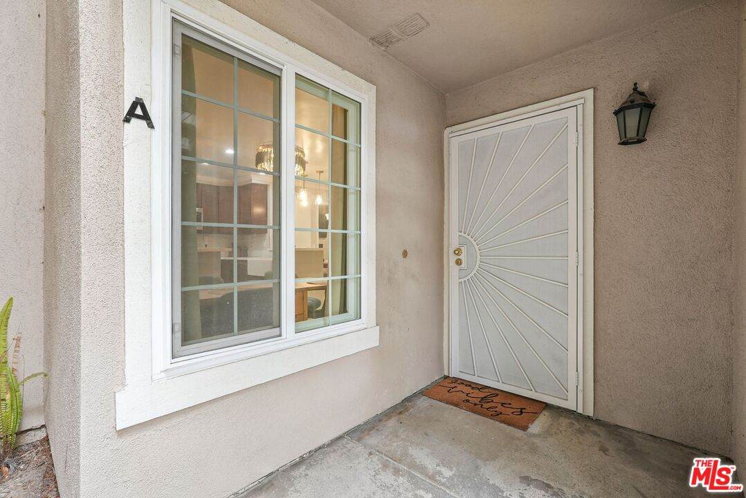  Beckenham Ln - Photo 1