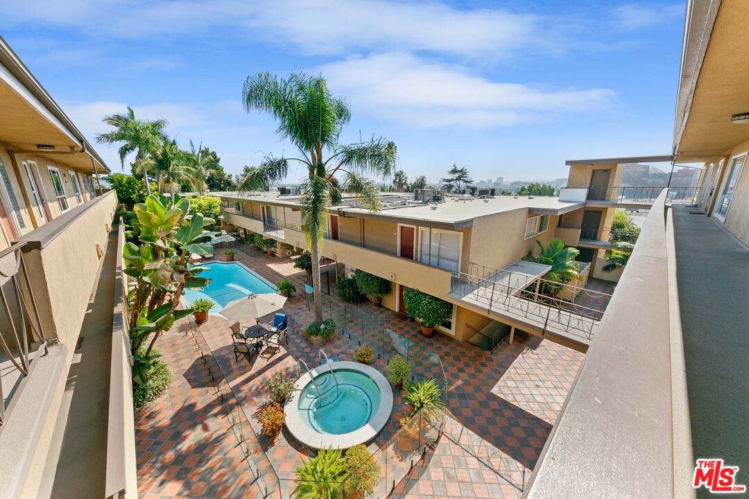 970 Palm Ave - Photo 1