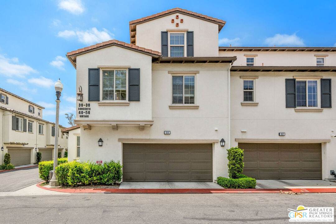 50 Vintage - Photo 1