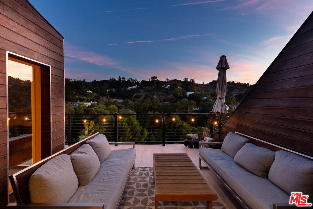 3866 Alta Mesa Dr - Photo 1