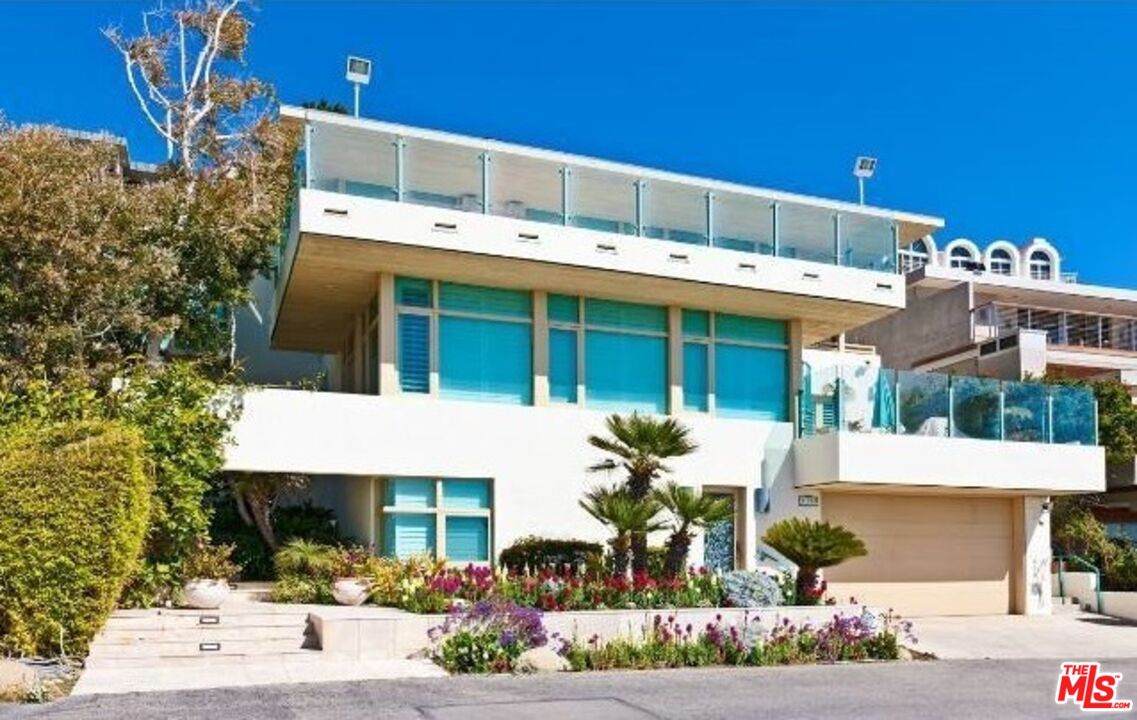 31709 Sea Level Dr - Photo 1