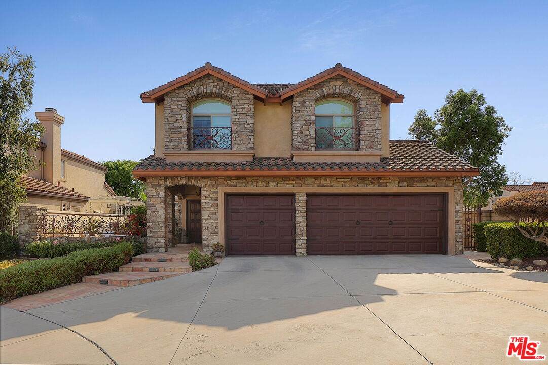 1786 Blossom Ct - Photo 1