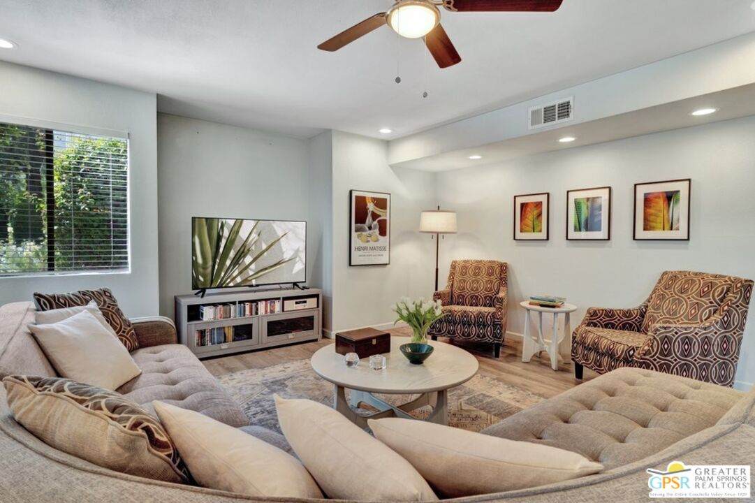 385 Via Escuela - Photo 1