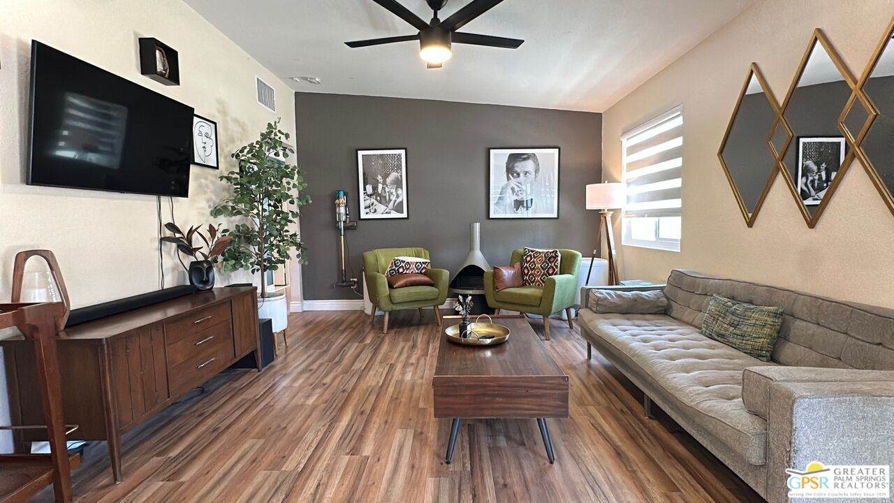 31765 Neuma Dr - Photo 1