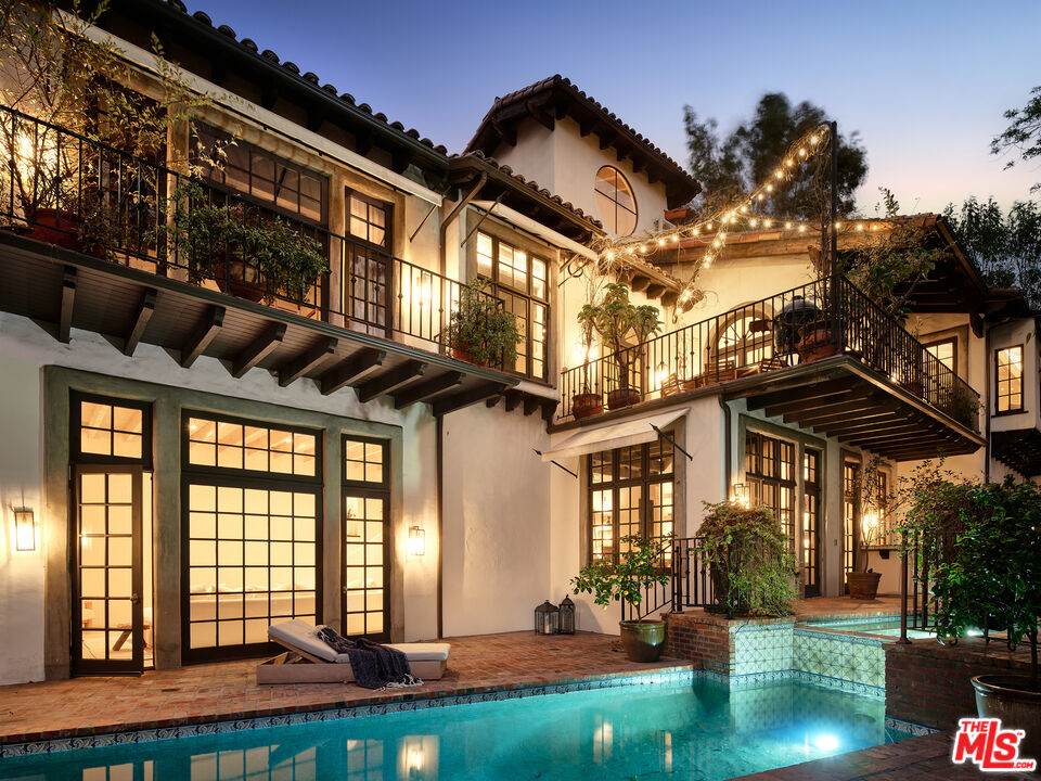 2729 Nichols Canyon Rd - Photo 1