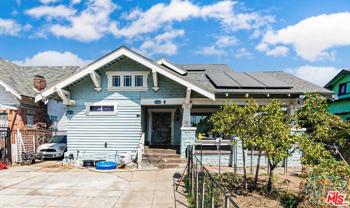 1559 49th St - Photo 1