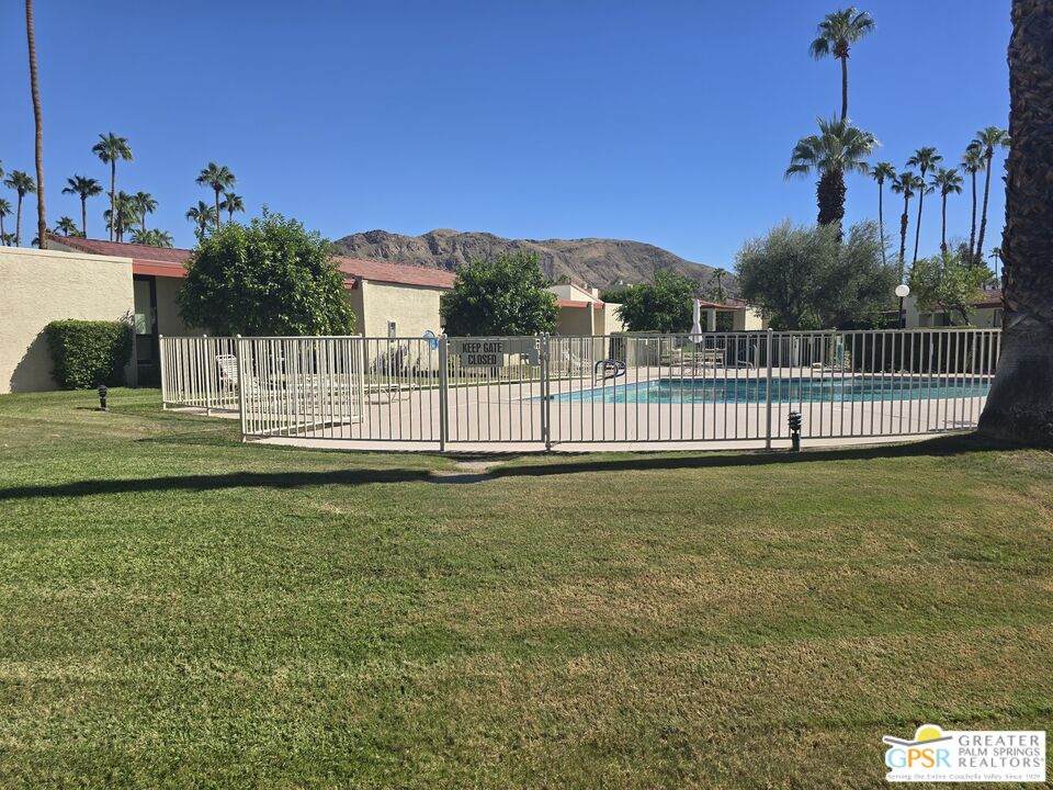 1249 La Verne Way - Photo 1
