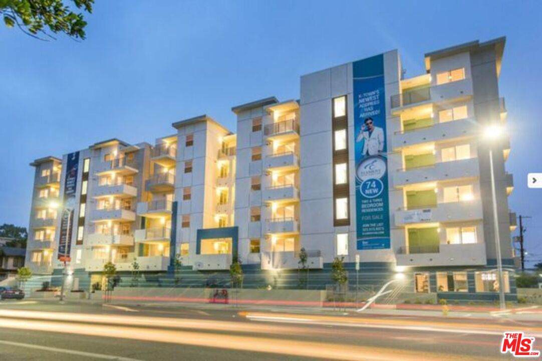 436 Virgil Ave - Photo 1