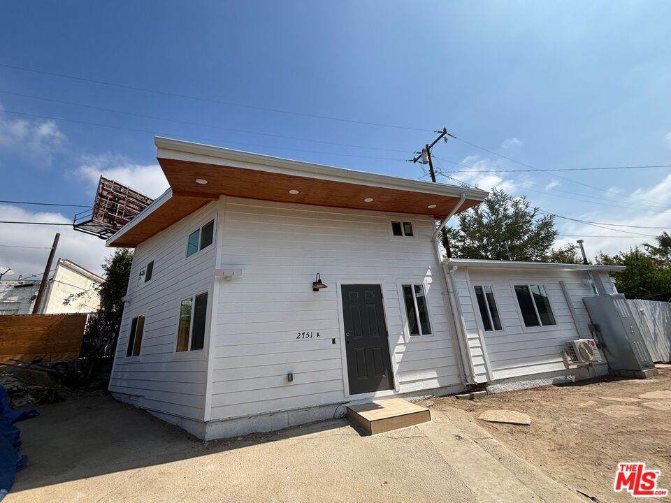 2751 Mary St - Photo 1