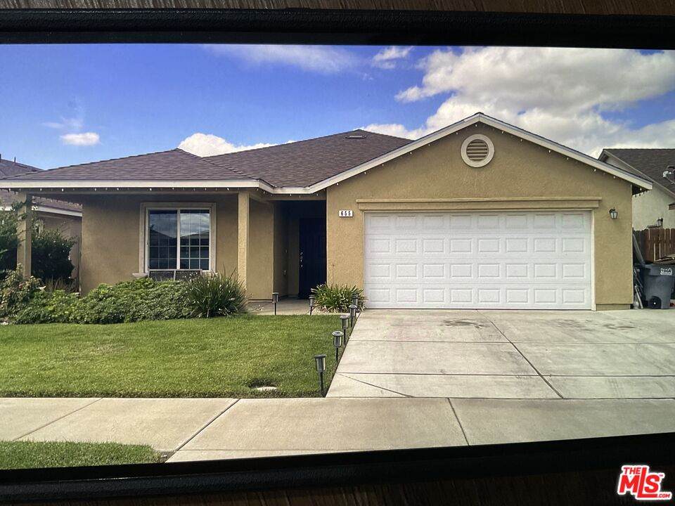 655 Lim St - Photo 1