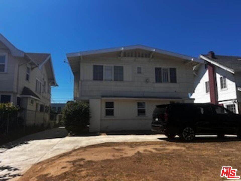 1529 5th Ave - Photo 1