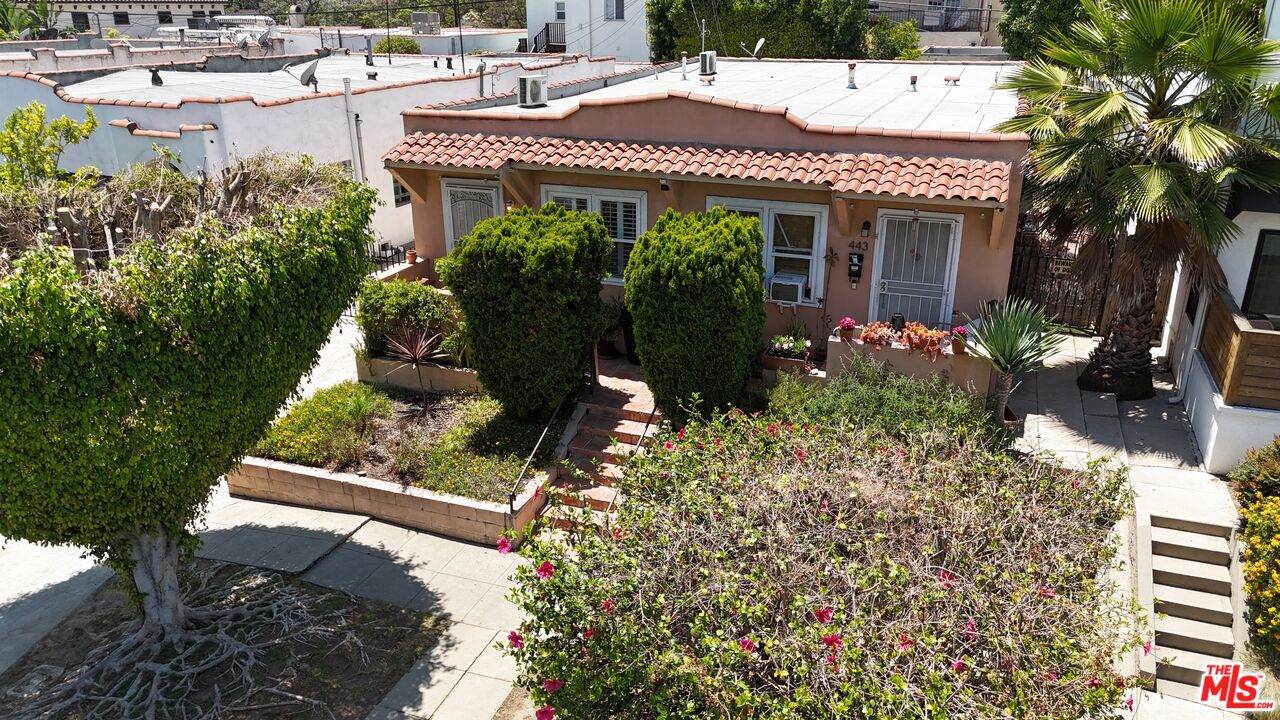 441 Norton Ave - Photo 1