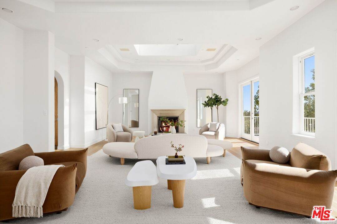 1939 Stradella Rd - Photo 1