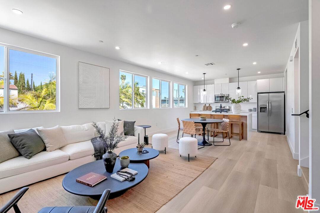 5832 David Ave - Photo 1