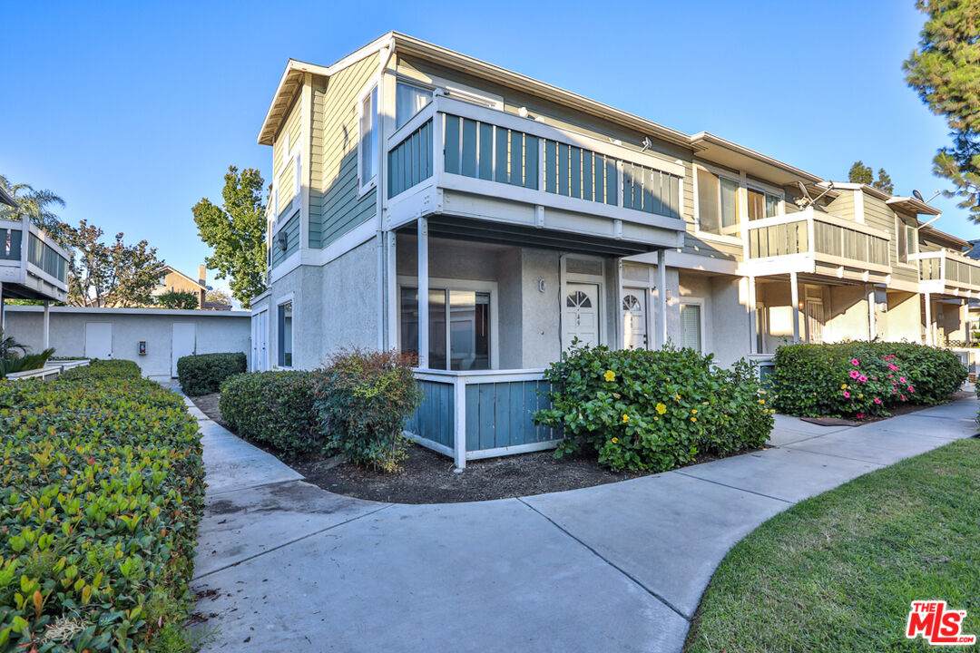 926 Philadelphia St - Photo 1