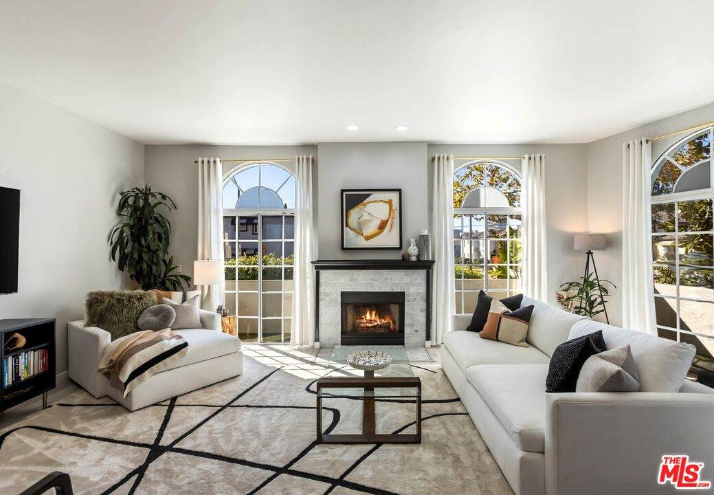 5848 Olympic Blvd - Photo 1