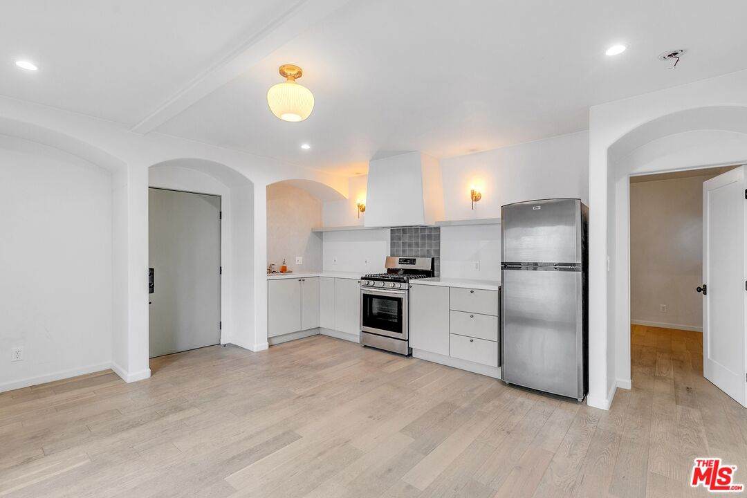 3206 Larissa Dr - Photo 1