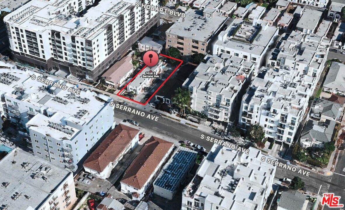1028 Serrano Ave - Photo 1