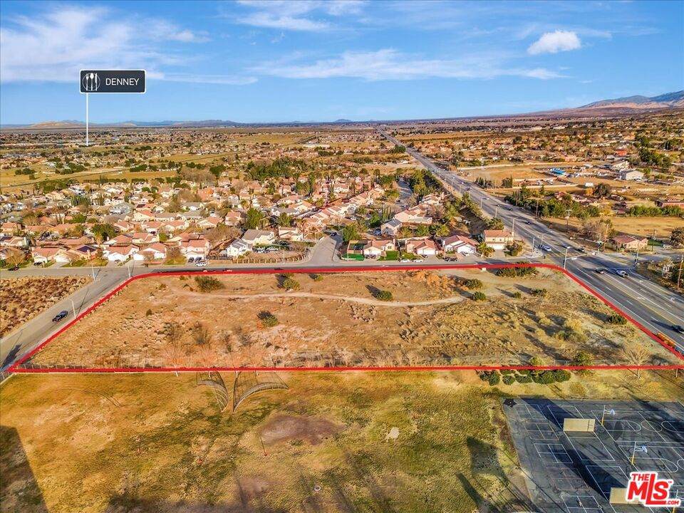 36409 37th St - Photo 1