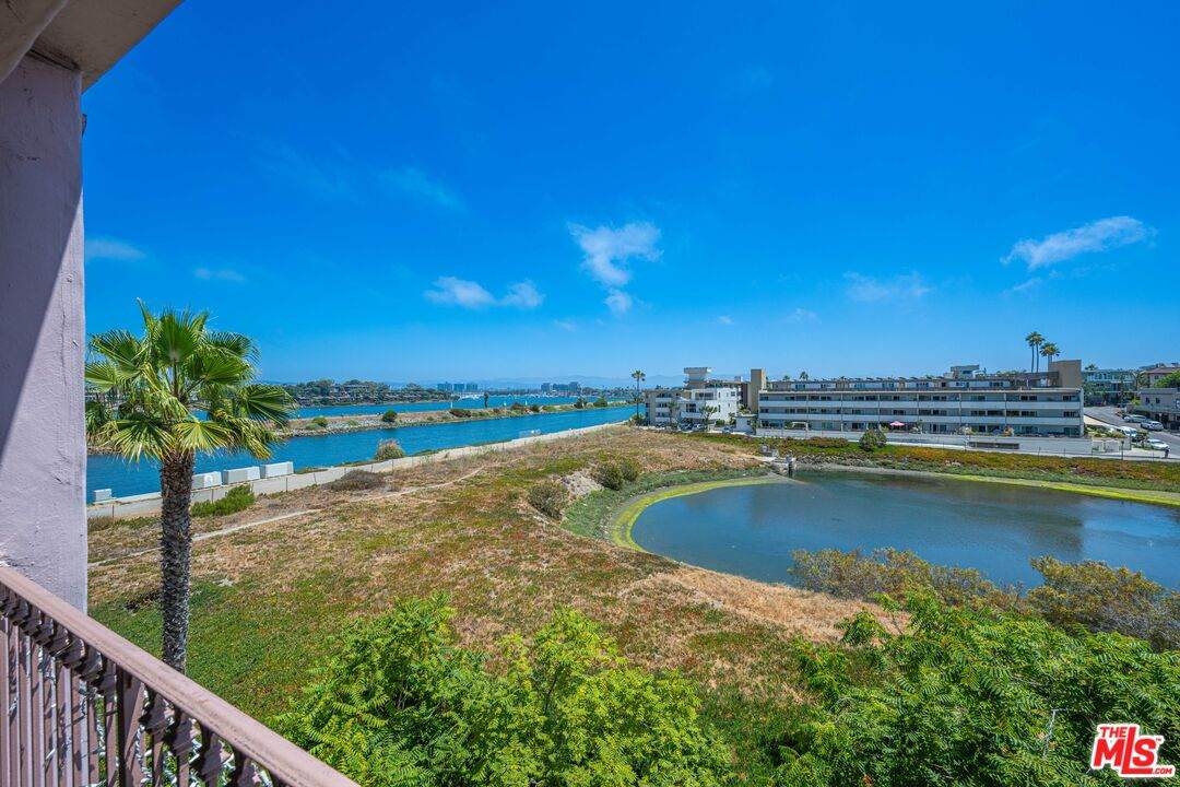 6220 Pacific Ave - Photo 1