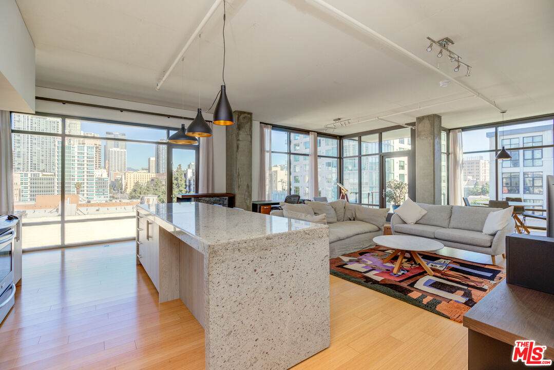 1111 Grand Ave - Photo 1