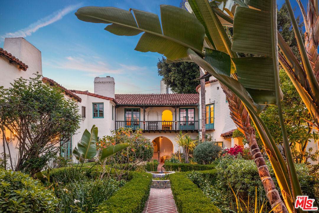 1471 Havenhurst Dr - Photo 1