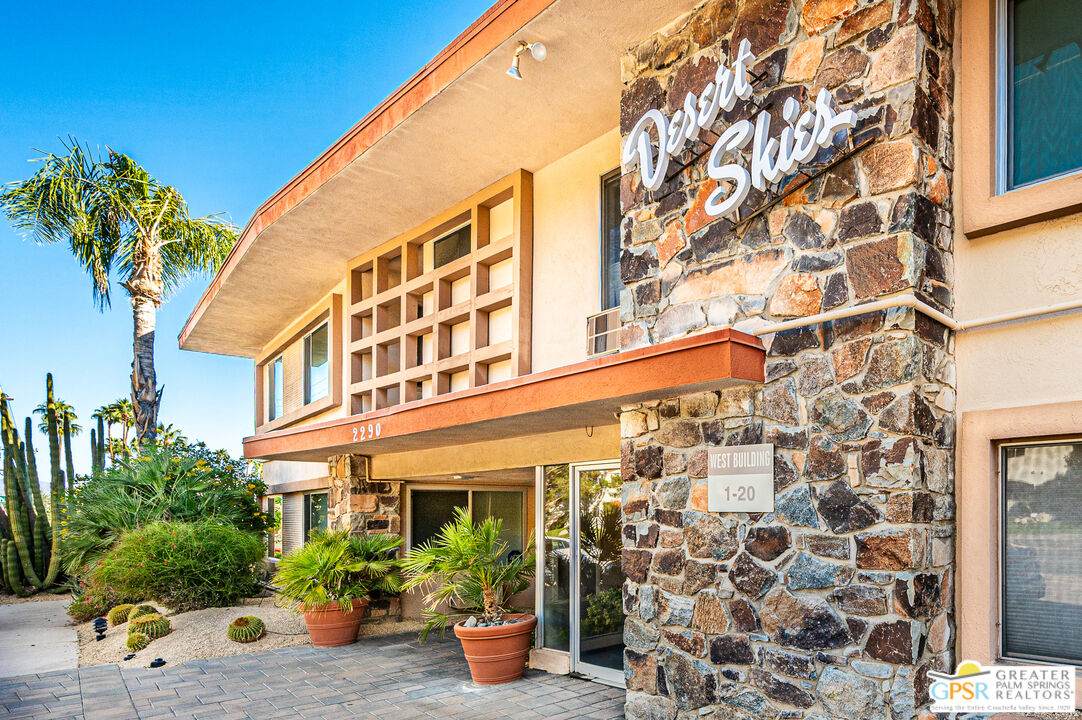 2290 Palm Canyon Dr - Photo 1